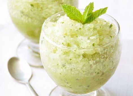 Granité de concombre à la fleur de sureau